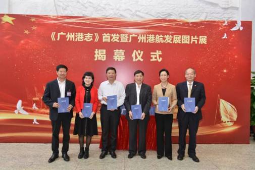 https://mmbiz.qpic.cn/mmbiz_png/2iaZzaJEjYiby9DJgbTO5eN8yXfDKLnNBOdrREZIn1114iadMJtGUxUFWoSL2mZY7vRUxHEgGJU6AnDk2zcyel85g/640?wx_fmt=png